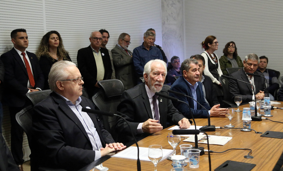 Atletas e turistas de sete países estarão no Paraná no ano que vem para a primeira edição dos Jogos Internacionais da Natureza, realizados entre maio e junho de 2020 em 13 municípios da Serra do Mar, que compreende o Litoral e a Região Metropolitana de Curitiba