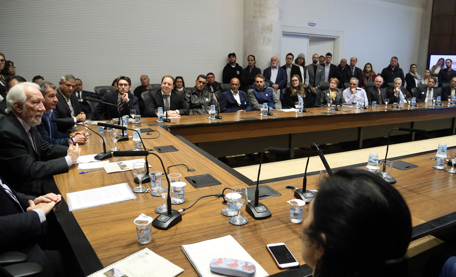 Atletas e turistas de sete países estarão no Paraná no ano que vem para a primeira edição dos Jogos Internacionais da Natureza, realizados entre maio e junho de 2020 em 13 municípios da Serra do Mar, que compreende o Litoral e a Região Metropolitana de Curitiba