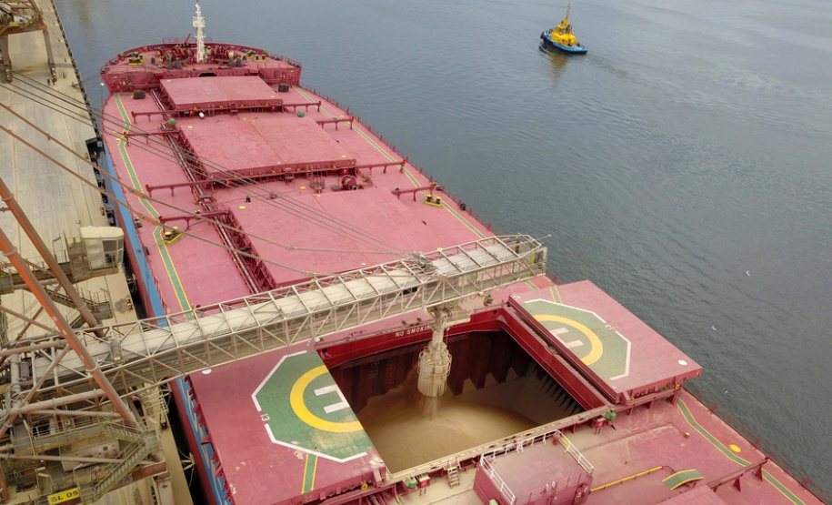 Porto de Paranaguá é referência no prêmio positivo de exportação. -  Foto: José Fernando Ogura/ANPr