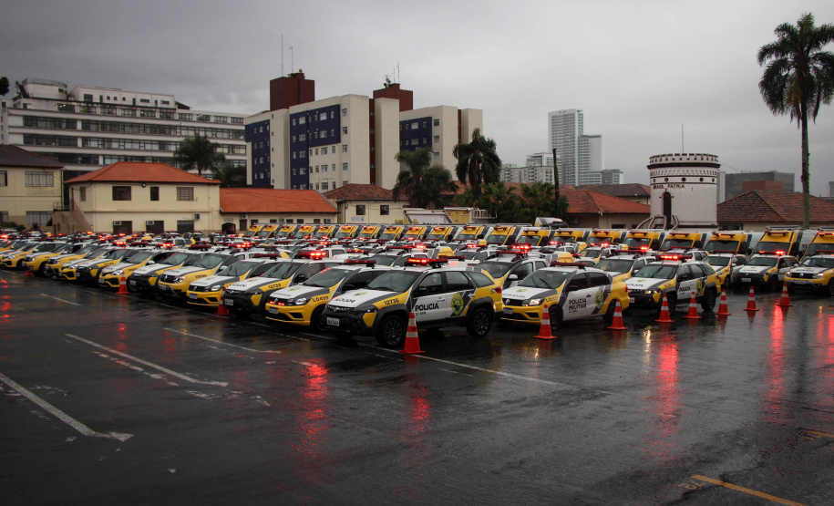 02-08-2019 Polícia Militar deflagra Operação 100 com mais de 500 policiais e 165 viaturas em Curitiba Curitiba, 02 de agosto de 2019. Polícia Militar deflagra Operação 100 com mais de 500 policiais e 165 viaturas em Curitiba.