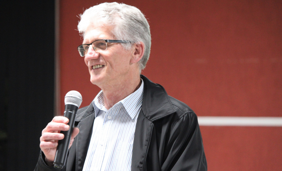 Na quarta-feira (7), começou a série de visitas técnicas na fábrica da New Holland e capacitação dos novos técnicos do Instituto Paranaense de Assistência Técnica e Extensão Rural (Emater), com palestrantes da Embrapa, Emater e Secretaria de Estado da Agricultura e do Abastecimento.