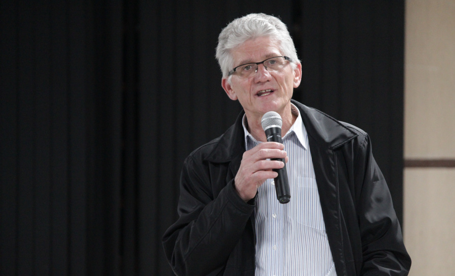Na quarta-feira (7), começou a série de visitas técnicas na fábrica da New Holland e capacitação dos novos técnicos do Instituto Paranaense de Assistência Técnica e Extensão Rural (Emater), com palestrantes da Embrapa, Emater e Secretaria de Estado da Agricultura e do Abastecimento.