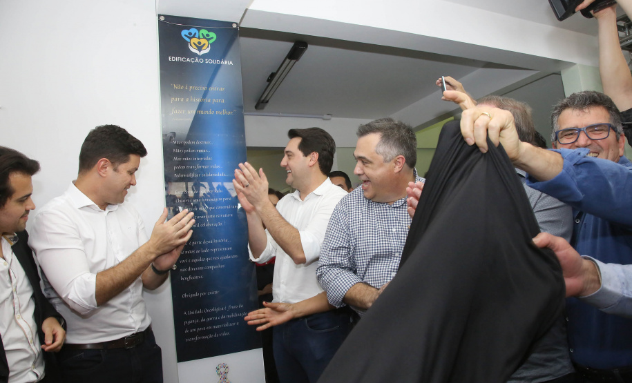 O governador Carlos Massa Ratinho Junior autorizou nesta quarta-feira (8), em Pato Branco, o repasse de R$ 565 mil para aquisição de equipamentos e acessórios para o setor de radiologia do Hospital do Câncer da cidade.