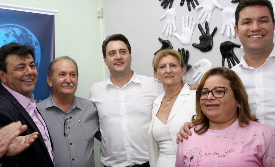 O governador Carlos Massa Ratinho Junior autorizou nesta quarta-feira (8), em Pato Branco, o repasse de R$ 565 mil para aquisição de equipamentos e acessórios para o setor de radiologia do Hospital do Câncer da cidade.