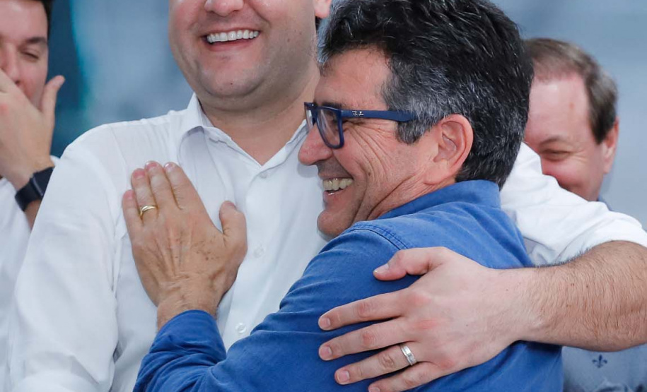 O governador Carlos Massa Ratinho Junior autorizou nesta quarta-feira (8), em Pato Branco, o repasse de R$ 565 mil para aquisição de equipamentos e acessórios para o setor de radiologia do Hospital do Câncer da cidade.