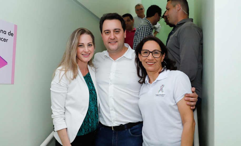 O governador Carlos Massa Ratinho Junior autorizou nesta quarta-feira (8), em Pato Branco, o repasse de R$ 565 mil para aquisição de equipamentos e acessórios para o setor de radiologia do Hospital do Câncer da cidade.