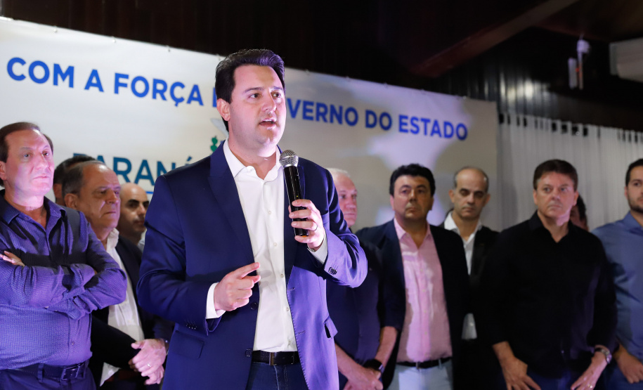 O governador Carlos Massa Ratinho Junior autorizou nesta quinta-feira (8), em Pato Branco, o repasse de R$ 20 milhões para a construção do novo prédio da prefeitura da cidade. O convênio prevê R$ 6 milhões de contrapartida municipal.