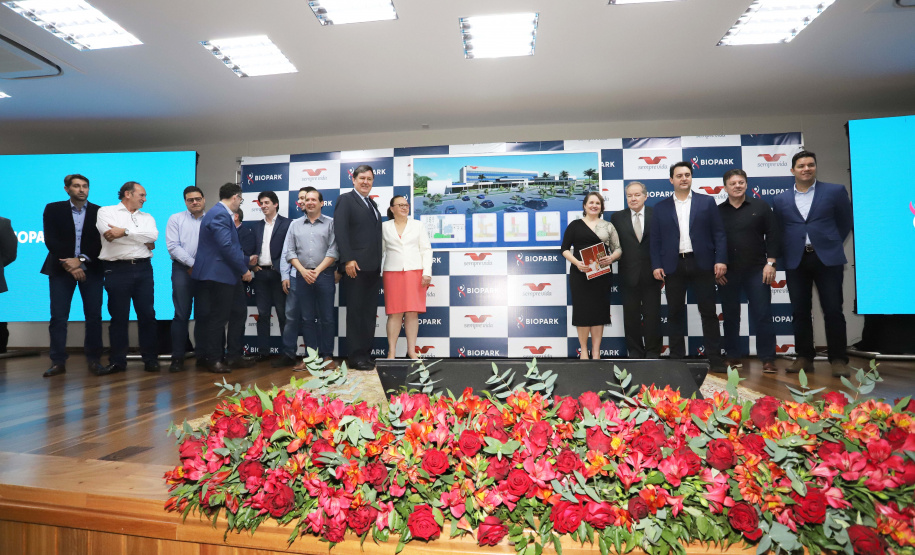 GOVERNADOR ACOMPANHA O ANÚNCIO DO BIOPARK, EM TOLEDO E LIBERA RECURSOS PARA REGIÃO. O governador Carlos Massa Ratinho Junior participa nesta sexta-feira (09), em Toledo, do anúncio de instalação de um complexo hospitalar e de saúde no Biopark ? Parque Científico e Tecnológico de Biociências