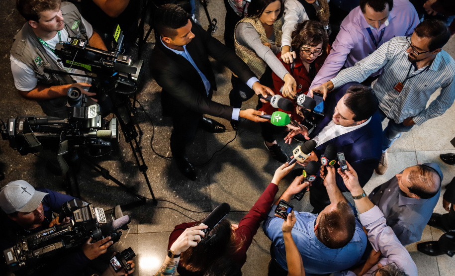 O Biopark - Parque Científico e Tecnológico de Biociências de Toledo, no Oeste do Estado, vai ganhar um Complexo Hospitalar e de Saúde. O governador Carlos Massa Ratinho Junior participou nesta sexta-feira (9) do anúncio do empreendimento, que pertence ao grupo Sempre Vida e vai unir o atendimento na saúde ao desenvolvimento de pesquisas e inovação.