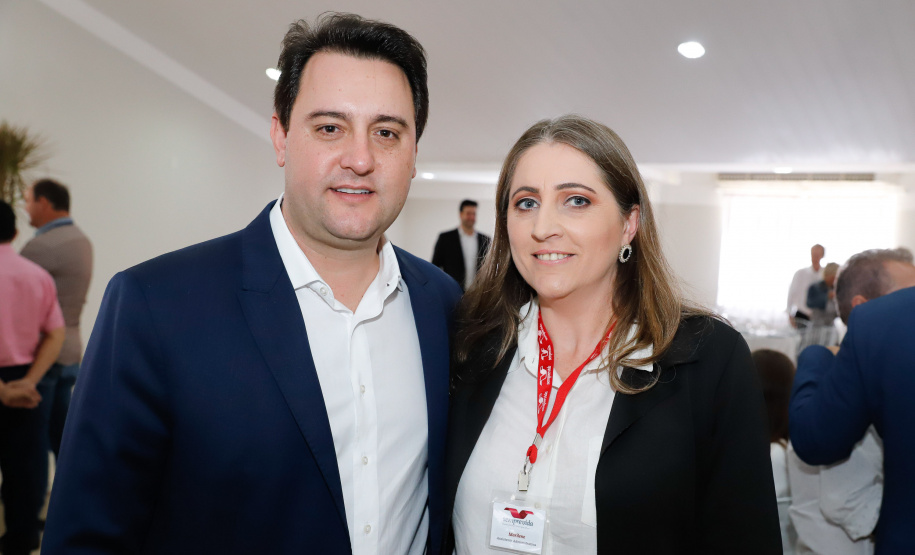 O Biopark - Parque Científico e Tecnológico de Biociências de Toledo, no Oeste do Estado, vai ganhar um Complexo Hospitalar e de Saúde. O governador Carlos Massa Ratinho Junior participou nesta sexta-feira (9) do anúncio do empreendimento, que pertence ao grupo Sempre Vida e vai unir o atendimento na saúde ao desenvolvimento de pesquisas e inovação.