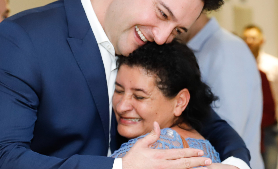 O Biopark - Parque Científico e Tecnológico de Biociências de Toledo, no Oeste do Estado, vai ganhar um Complexo Hospitalar e de Saúde. O governador Carlos Massa Ratinho Junior participou nesta sexta-feira (9) do anúncio do empreendimento, que pertence ao grupo Sempre Vida e vai unir o atendimento na saúde ao desenvolvimento de pesquisas e inovação.