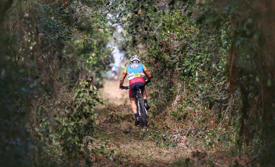 Jogos de Aventura e Natureza encantam o litoral do Paraná. Foto: José Fernando Ogura/AEN