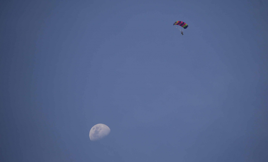 Paraquedismo. Foto: José Fernando Ogura/AEN