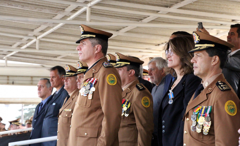 São José dos Pinhais, 09 de agosto de 2019. Solenidade alusiva ao Aniversário da PMPR. Foto: Palanque das autoridades.