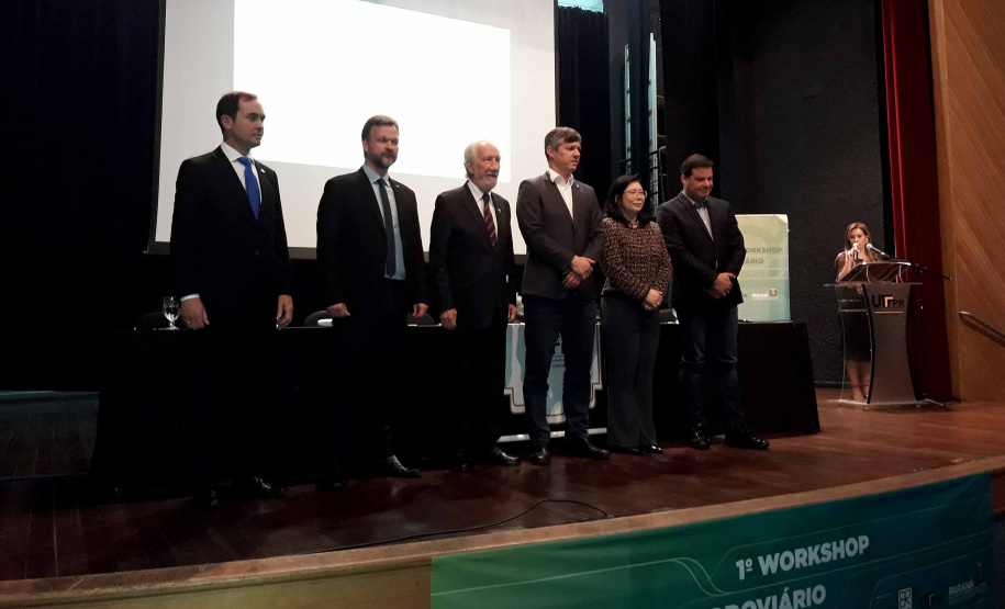 Segurança rodoviária foi discutido nesta segunda-feira (12) no I Workshop Rodoviário do Departamento de Estradas de Rodagem do Paraná (DER/PR), que acontece em Curitiba