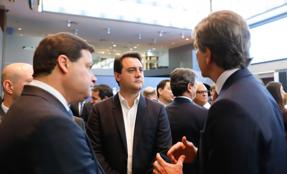 O terminal destinado à movimentação de carga geral, em especial celulose, do Porto de Paranaguá, foi leiloado nesta terça-feira (13), em pregão na Bolsa de Valores de São Paulo (Bovespa)