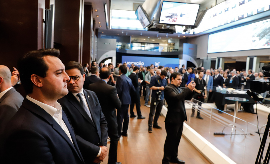 O terminal destinado à movimentação de carga geral, em especial celulose, do Porto de Paranaguá, foi leiloado nesta terça-feira (13), em pregão na Bolsa de Valores de São Paulo (Bovespa)