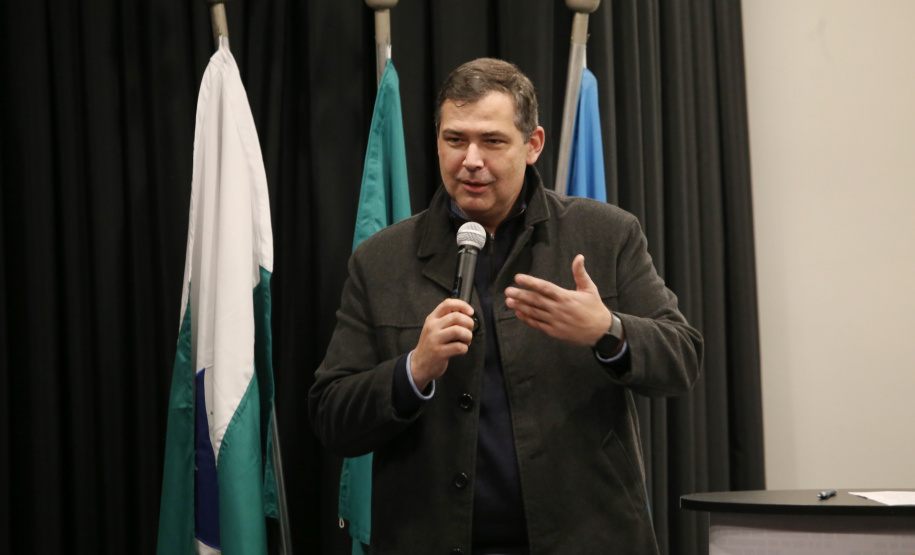 São três entidades de assistência social as ganhadoras deste mês dos prêmios distribuídos pelo programa Nota Paraná, mantido pela Secretaria de Estado da Fazenda. O programa devolve 30% do Imposto sobre Circulação de Mercadorias e Serviços (ICMS) recolhido pela Receita Estadual ao consumidor que pede nota fiscal no comércio. Foto: José Fernando Ogura/AEN