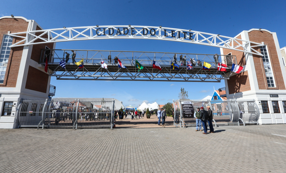 Agroleite, realizado pela Cooperativa Castrolanda, em Castro, nos Campos Gerais. Considerado um dos maiores eventos da cadeia do leite na América, a Agroleite tem foco na tecnologia, produtividade e melhores resultados para os produtores. Castro, 15/08/2019 -  Foto: Geraldo Bubniak/AEN