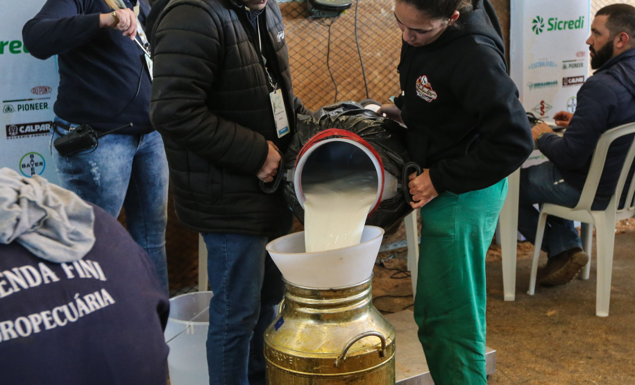 Agroleite, realizado pela Cooperativa Castrolanda, em Castro, nos Campos Gerais. Considerado um dos maiores eventos da cadeia do leite na América, a Agroleite tem foco na tecnologia, produtividade e melhores resultados para os produtores. Castro, 15/08/2019 -  Foto: Geraldo Bubniak/AEN