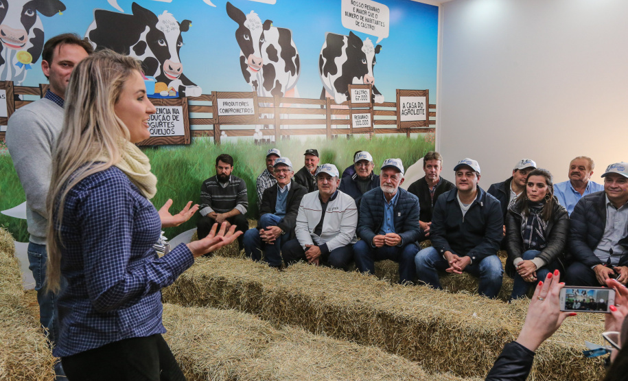 O governador Carlos Massa Ratinho Junior visita nesta quinta-feira (15), a Agroleite, realizado pela Cooperativa Castrolanda, em Castro, nos Campos Gerais. Considerado um dos maiores eventos da cadeia do leite na América, a Agroleite tem foco na tecnologia, produtividade e melhores resultados para os produtores. Castro, 15/08/2019 -  Foto: Geraldo Bubniak/AEN