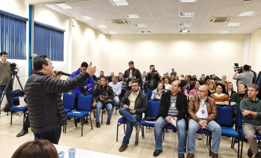 A Secretaria de Estado do Desenvolvimento Sustentável e do Turismo promoveu nessa quinta-feira (15) audiência pública para apresentar o projeto de concessão do Parque Estadual de Vila Velha. O encontro ocorreu no Sebrae de Ponta Grossa e reuniu cerca de 70 pessoas do poder público, de empreendimentos privados, do terceiro setor e moradores do entorno. Foto: Denis Ferreira Netto/SEDEST