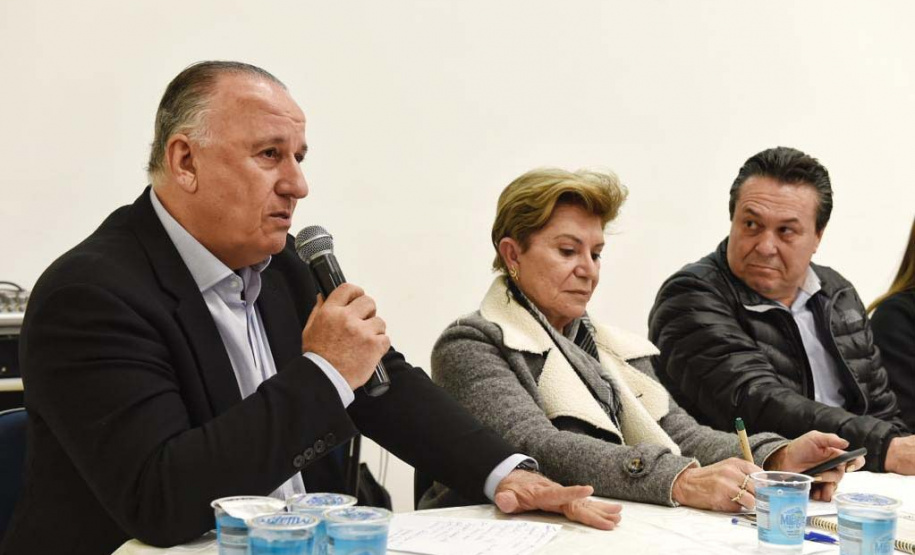 A Secretaria de Estado do Desenvolvimento Sustentável e do Turismo promoveu nessa quinta-feira (15) audiência pública para apresentar o projeto de concessão do Parque Estadual de Vila Velha. O encontro ocorreu no Sebrae de Ponta Grossa e reuniu cerca de 70 pessoas do poder público, de empreendimentos privados, do terceiro setor e moradores do entorno. Foto: Denis Ferreira Netto/SEDEST