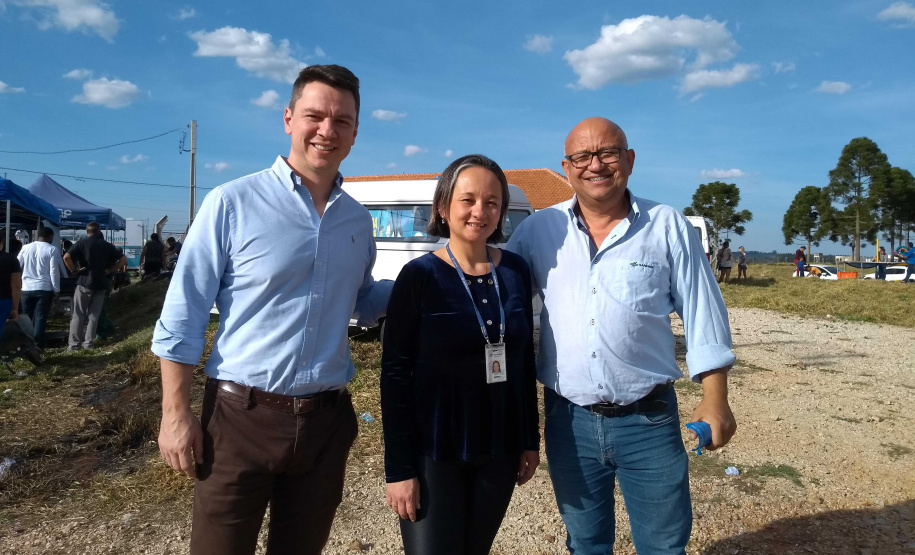 Sanepar e Prolar fazem parceria para regularizar situação de famílias de baixa renda. Foto: Divulgação/Sanepar