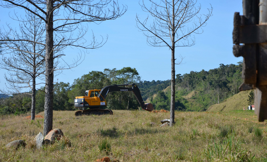 A construção de um novo Posto de Fiscalização de Trânsito Agropecuário (PFTA) da Agência de Defesa Agropecuária do Paraná (Adapar) em Campina Grande do Sul, na Região Metropolitana de Curitiba, deve ampliar o potencial de defesa da sanidade do Estado