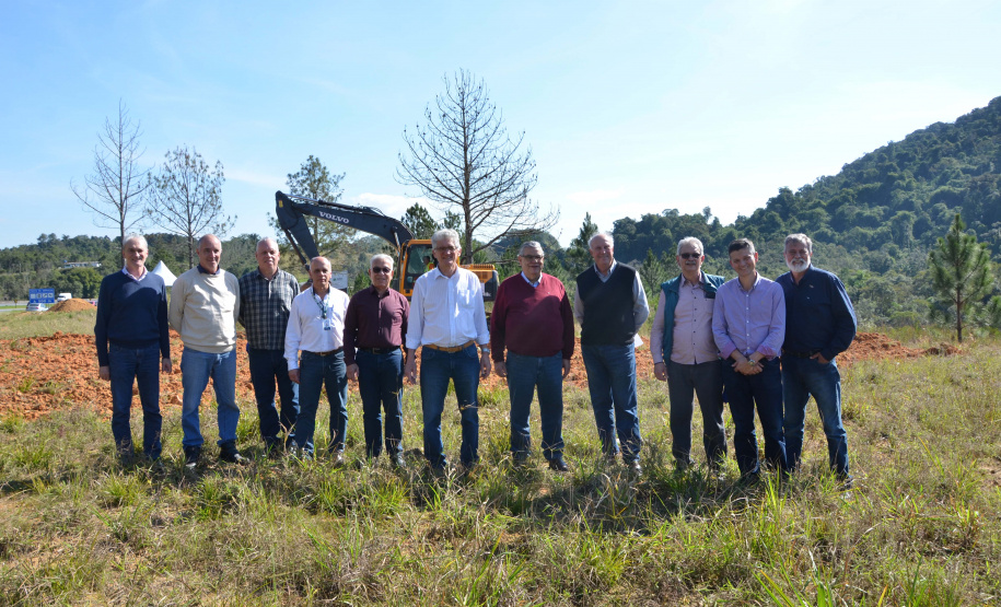 A construção de um novo Posto de Fiscalização de Trânsito Agropecuário (PFTA) da Agência de Defesa Agropecuária do Paraná (Adapar) em Campina Grande do Sul, na Região Metropolitana de Curitiba, deve ampliar o potencial de defesa da sanidade do Estado