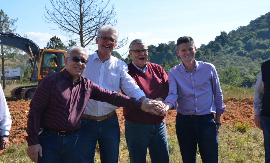 A construção de um novo Posto de Fiscalização de Trânsito Agropecuário (PFTA) da Agência de Defesa Agropecuária do Paraná (Adapar) em Campina Grande do Sul, na Região Metropolitana de Curitiba, deve ampliar o potencial de defesa da sanidade do Estado