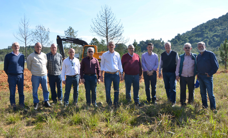 A construção de um novo Posto de Fiscalização de Trânsito Agropecuário (PFTA) da Agência de Defesa Agropecuária do Paraná (Adapar) em Campina Grande do Sul, na Região Metropolitana de Curitiba, deve ampliar o potencial de defesa da sanidade do Estado