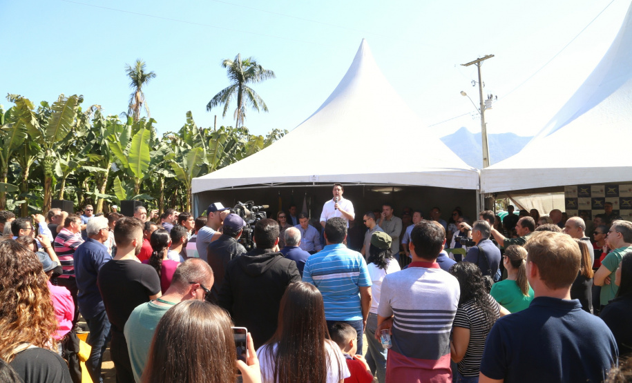 O governador Carlos Massa Ratinho Junior e o prefeito de Guaratuba, Roberto Justus, inauguraram a ponte sobre o Rio Cubatão, em Guaratuba. Foto:Gilson Abreu/AEN