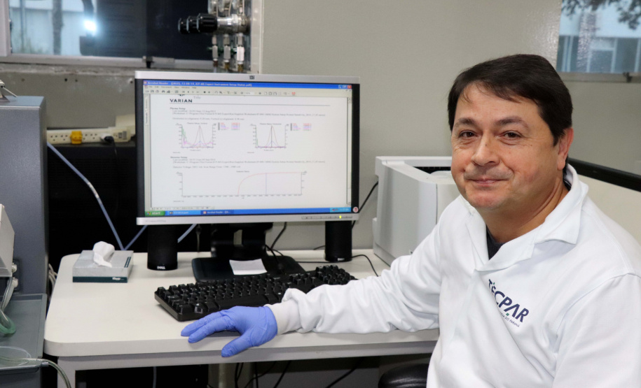 O químico e doutor em Química Analítica, Eder José dos Santos, é um dos colaboradores do Tecpar que utiliza a revista científica para divulgação de suas pesquisas. Desde 1994, ele já teve nove artigos publicados na BABT.

Foto: Divulgação/Tecpar
