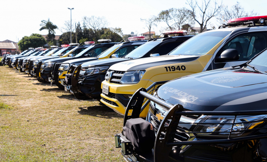 A Polícia Militar realizou duas novas edições da operação Tático Móvel na semana passada em Curitiba. O trabalho preventivo de segurança teve mais de 1,8 mil pessoas e 665 veículos abordados, com 16 prisões e 187 autos de infração lavrados. As ações envolveram 550 policiais entre quinta-feira (15) e sexta-feira (16/08).