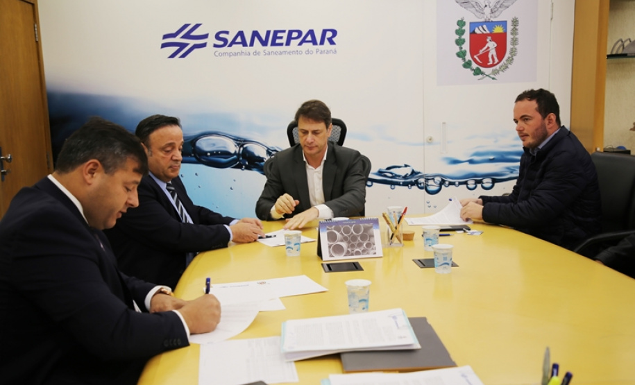 Comunidades rurais de Antônio Olinto, no Sul do Paraná, e de Cândido de Abreu, na região central, vão receber sistemas de abastecimento de água