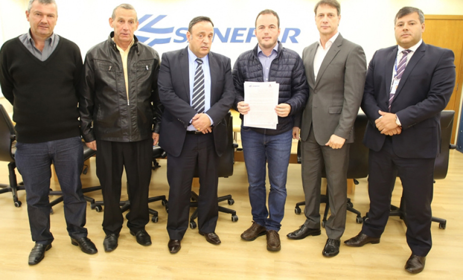 Comunidades rurais de Antônio Olinto, no Sul do Paraná, e de Cândido de Abreu, na região central, vão receber sistemas de abastecimento de água