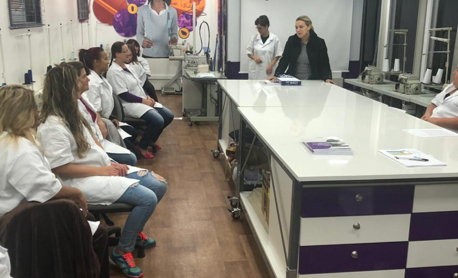 Carretas do Conhecimento formam mais 148 alunos em agosto. Foto: Divulgação/SEJUF