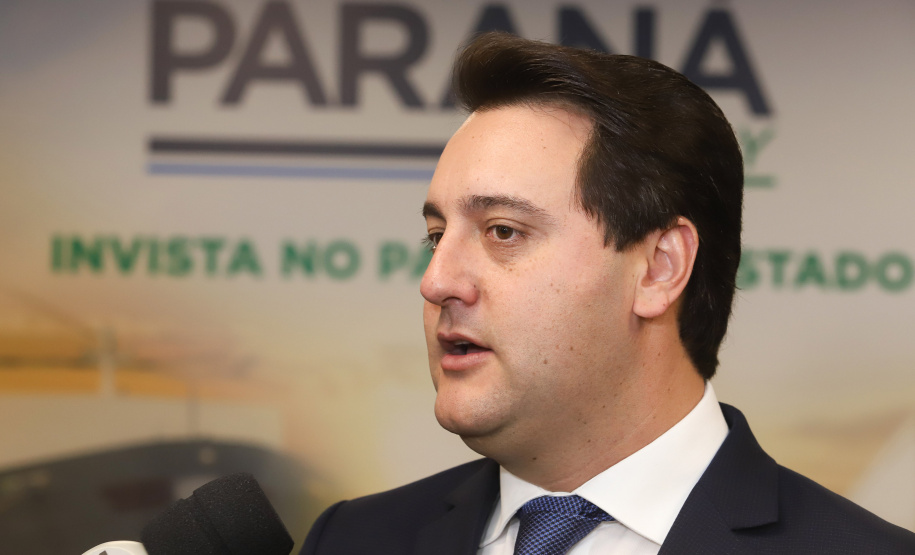 Para o governador Ratinho Junior o estudo da Apex-Brasil reforça o potencial do Paraná para a atração de investimentos privados. Ele ressalta que neste ano o Estado já atraiu R$ 12,5 bilhões em novos empreendimentos produtivos e a meta para o ano é alcançar R$ 20 bilhões. Foto: Rodrigo Felix Leal