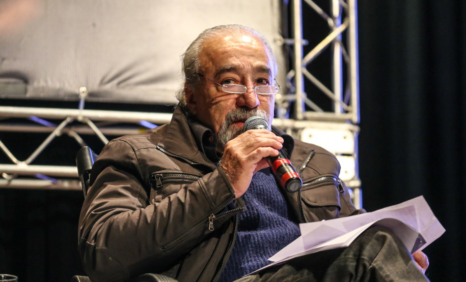 O diretor-geral da Secretaria de Desenvolvimento Sustentável e Turismo, Lindsley da Silva Rasca Rodrigues na primeira audiência pública do Plano Plurianual 2020-2023. O encontro acontece no auditório do Museu Oscar Niemeyer, em Curitiba.  Curitiba, 21/08/2019 -Foto: Geraldo Bubniak/AEN