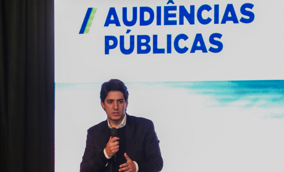 Valdemar Bernardo Jorge, secretário de Planejamento do Estado do Paraná na abertura da primeira audiência pública do Plano Plurianual 2020-2023. O encontro acontece no auditório do Museu Oscar Niemeyer, em Curitiba.  Curitiba, 21/08/2019 -Foto: Geraldo Bubniak/AEN