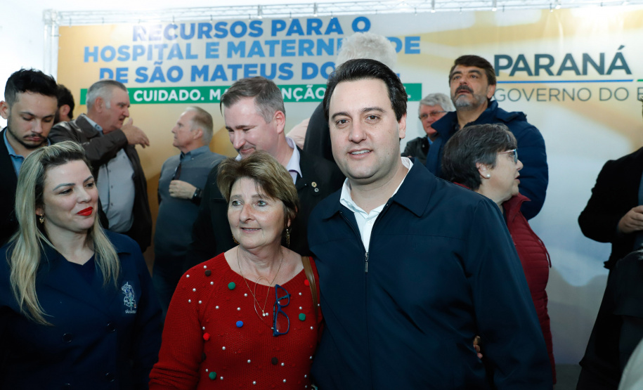 O governador Carlos Massa Ratinho Junior autorizou nesta quinta-feira (22) o início das obras do Hospital e Maternidade Dr. Paulo Fortes, em São Mateus do Sul. A iniciativa é parte do programa estadual de regionalização da Saúde, que tem como objetivo construir centros de especialidades em diversas regiões do Estado.