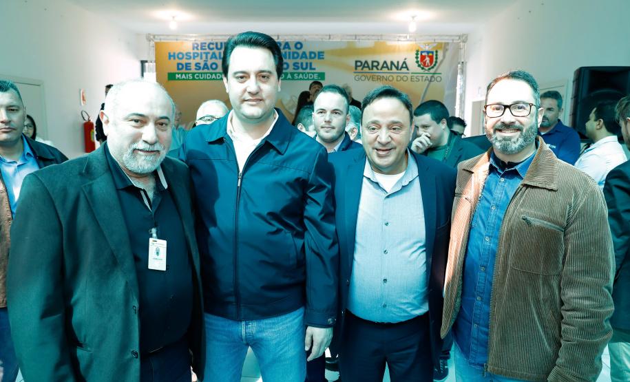 O governador Carlos Massa Ratinho Junior autorizou nesta quinta-feira (22) o início das obras do Hospital e Maternidade Dr. Paulo Fortes, em São Mateus do Sul. A iniciativa é parte do programa estadual de regionalização da Saúde, que tem como objetivo construir centros de especialidades em diversas regiões do Estado.