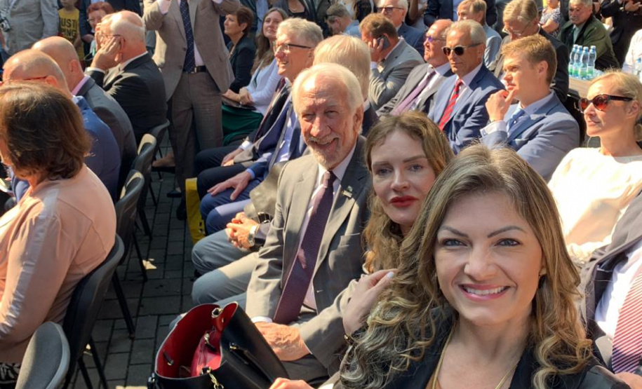 O vice-governador Darci Piana participou nesta quinta-feira (22) da abertura do 46º Země živitelka, na cidade de České Budějovice, na República Tcheca. O evento reúne a maior feira de agricultura e indústria alimentar do País e tem como objetivo de debater os maiores desafios desta área. Foto: Divulgação/Vice-governadoria