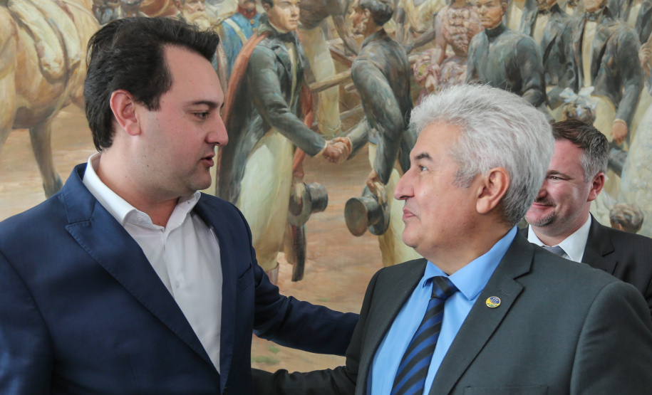 O governador Carlos Massa Ratinho Junior recebe nesta sexta-feira (23), o ministro da Ciência e Tecnologia, Inovação e Comunicação, Marcos Pontes, no Palácio Iguaçu em Curitiba. Curitiba, 23/08/2019 -Foto: Geraldo Bubniak/AEN