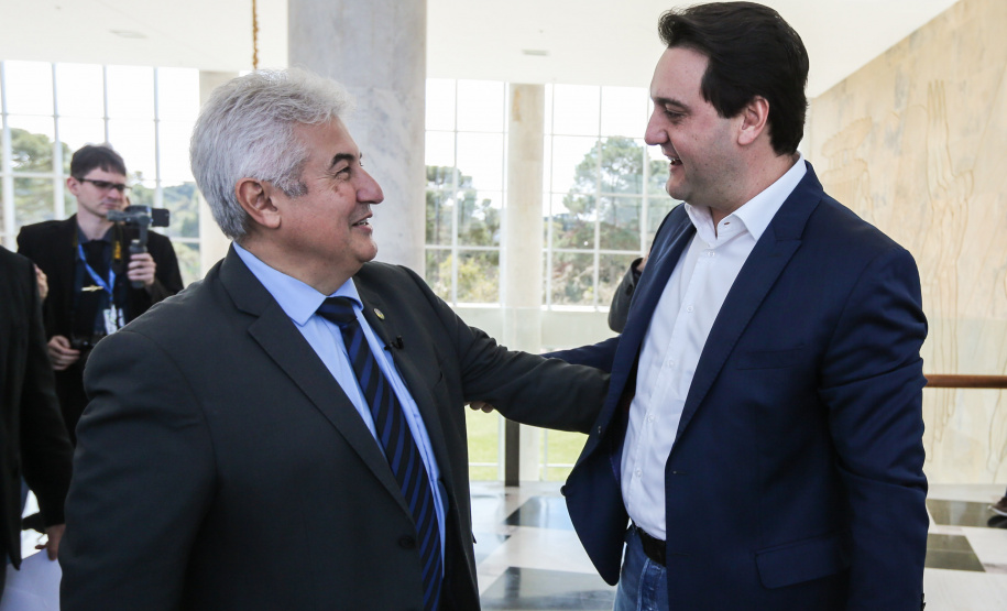 O governador Carlos Massa Ratinho Junior recebe nesta sexta-feira (23), o ministro da Ciência e Tecnologia, Inovação e Comunicação, Marcos Pontes, no Palácio Iguaçu em Curitiba. Curitiba, 23/08/2019 -Foto: Geraldo Bubniak/AEN
