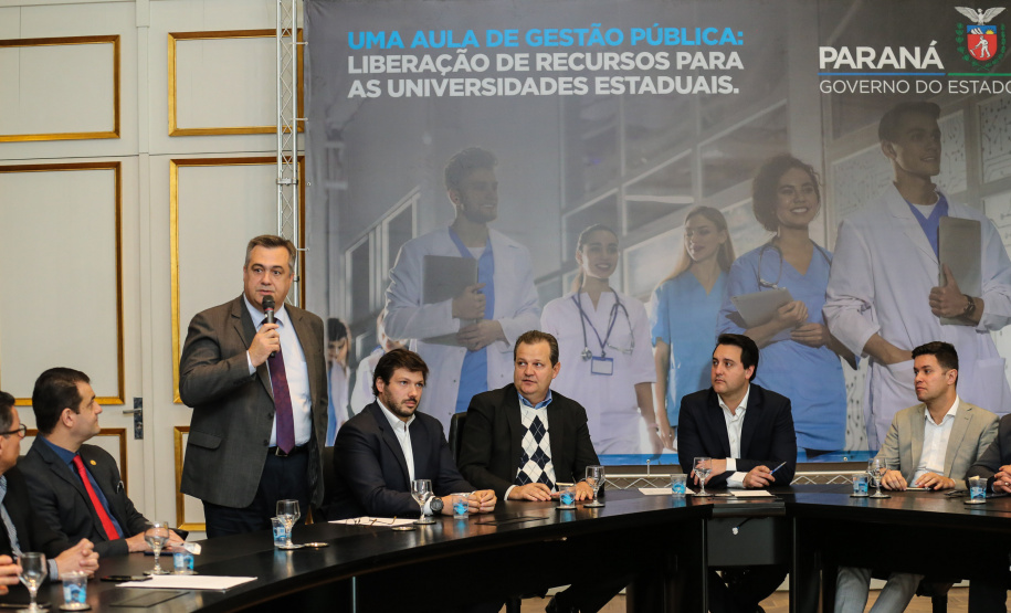 O governador Carlos Massa Ratinho Junior libera nesta segunda-feira (26), em evento no Palácio Iguaçu, suplementação orçamentária para universidades estaduais. Curitiba, 26/08/2019 -Foto: Geraldo Bubniak/AEN