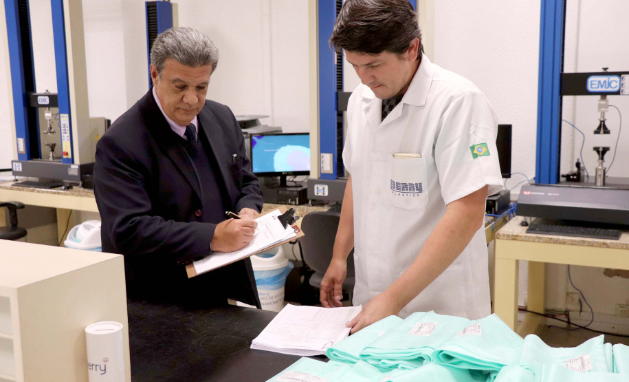 O Tecpar Certificação chegou à marca de 15 mil auditorias realizadas em 22 anos de atuação. As avaliações feitas pela unidade fazem parte do processo de certificação de sistema de gestão da qualidade de empresas de todo o Brasil. A maioria delas mantém contratos contínuos com registro de até duas décadas de relacionamento.Foto: Divulgação/Tecpar