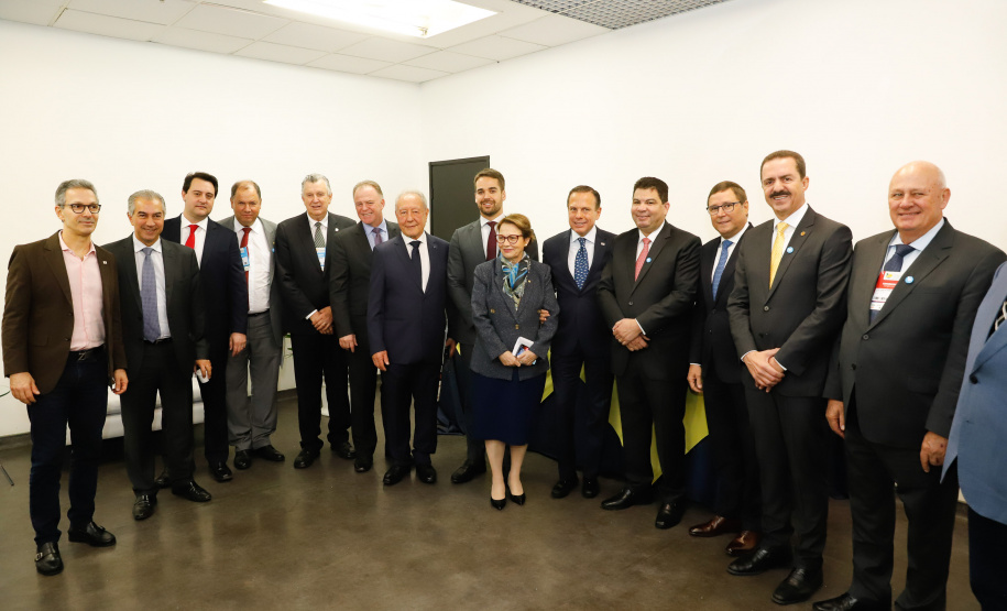 O governador Carlos Massa Ratinho Junior defendeu nesta terça-feira (27), na abertura do Salão Internacional de Avicultura e Suinocultura (Siavs), em São Paulo, que o Brasil deve reforçar a imagem de grande produtor global de alimentos e reafirmou a necessidade da industrialização da produção agropecuária para agregar mais valor aos produtos do campo.