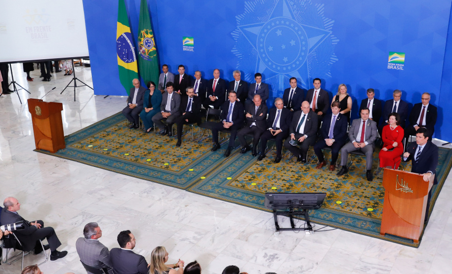 São José dos Pinhais, na Região Metropolitana de Curitiba, foi escolhida pelo Ministério da Justiça e Segurança Pública como representante do Sul para a implementação do projeto-piloto Em Frente Brasil - Programa Nacional de Enfrentamento à Criminalidade Violenta